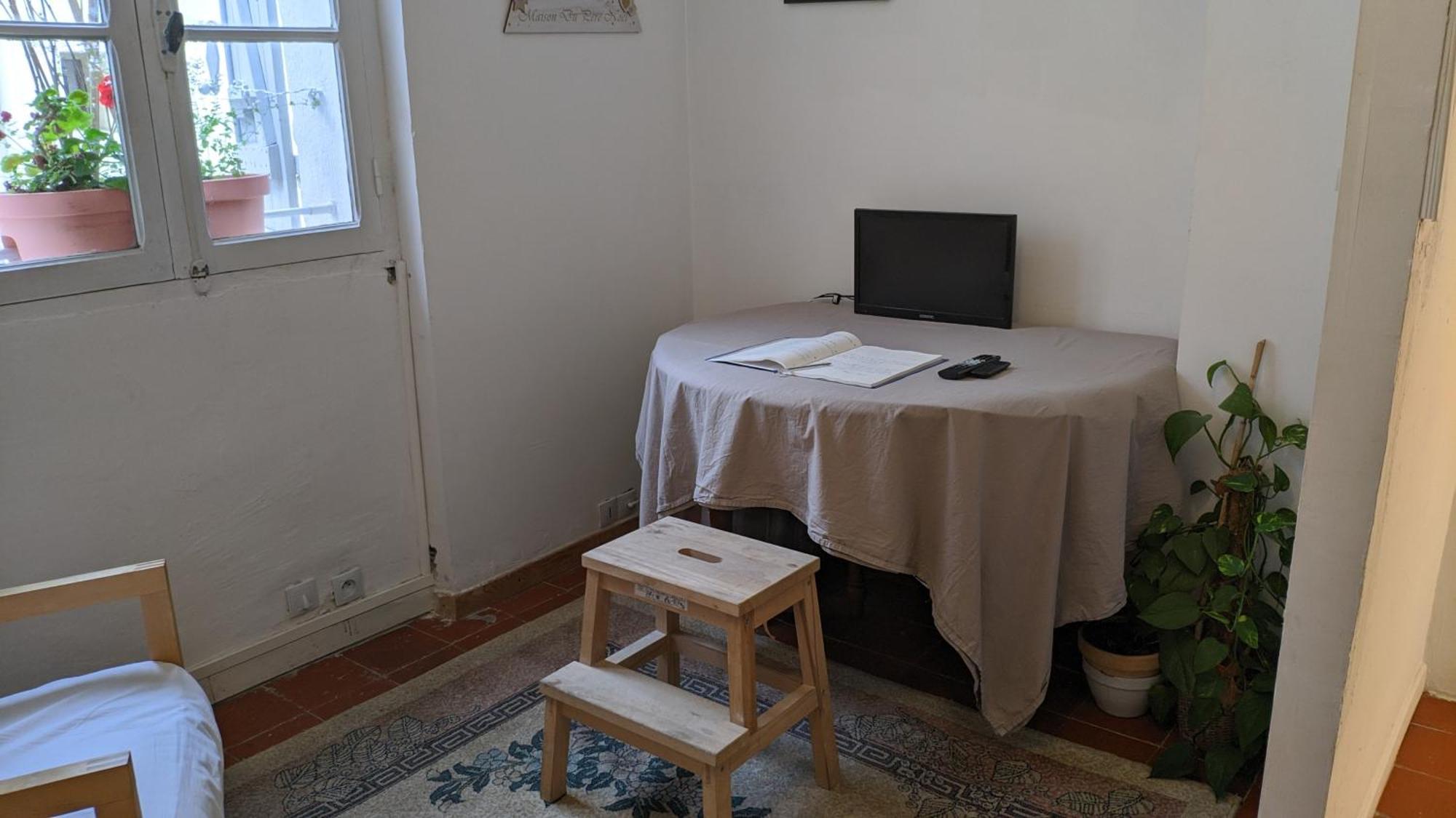 Tiny House 1, 2 Ou 3 Personnes Soeursgrises Beziers Centre Historique Coeur De L'Herault Capitale D'Occitanie Екстериор снимка